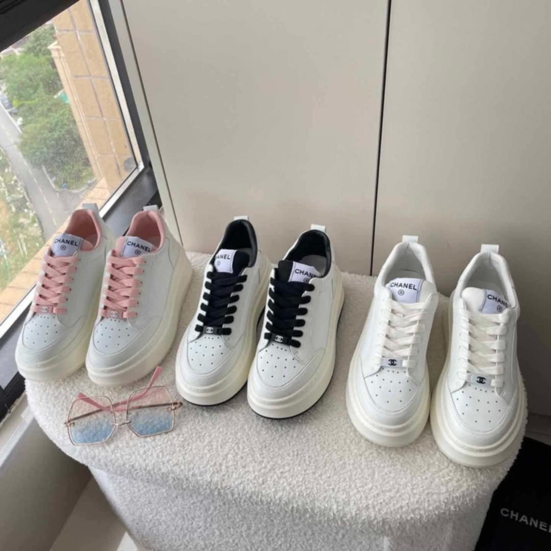 Ch Sneakers