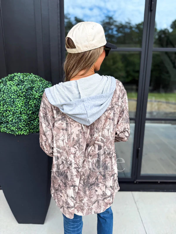 Ribbed Shacket with Gray Hood in Dark Camo