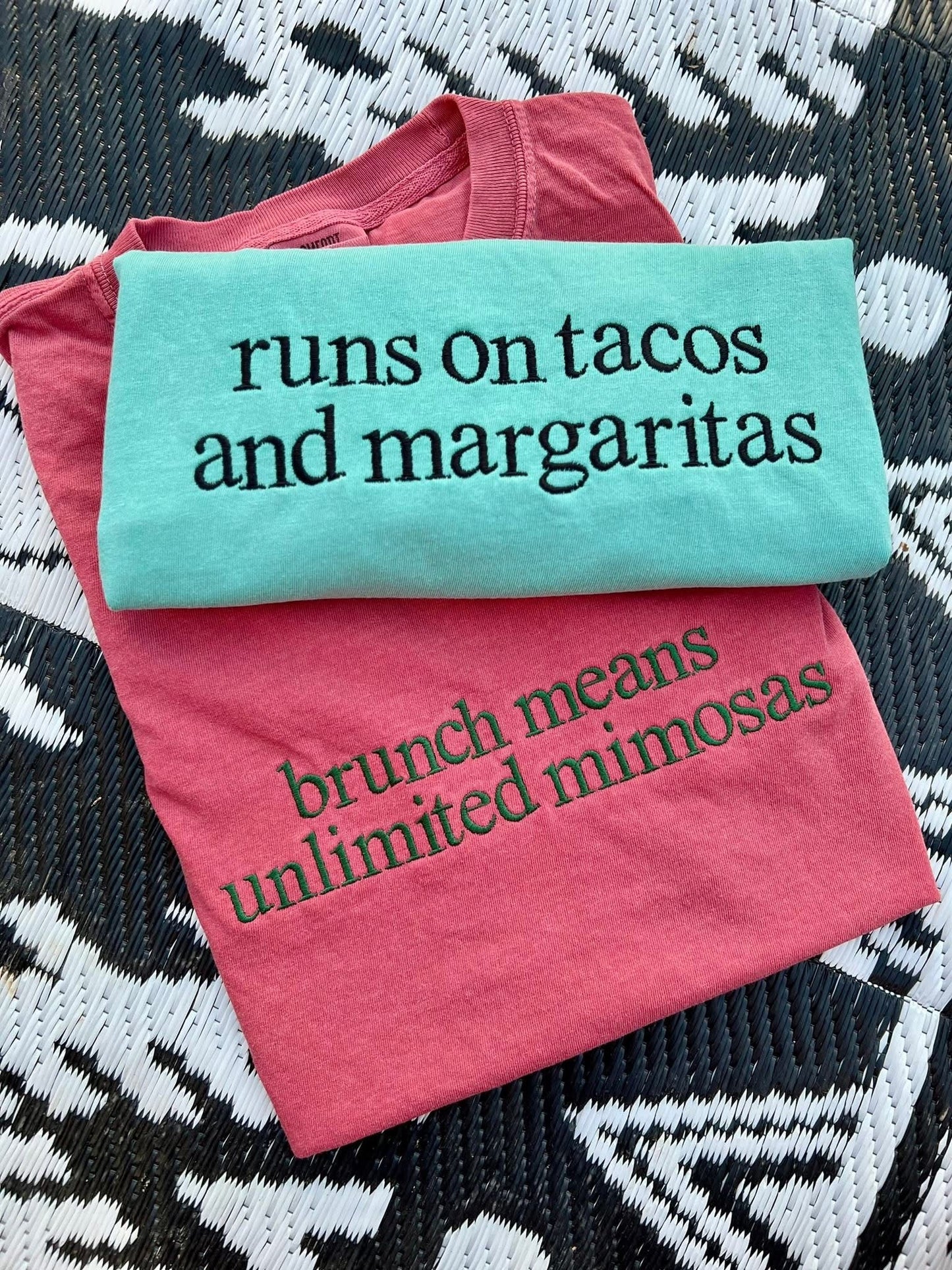 Times Roman Sayings - Crewneck Pullovers