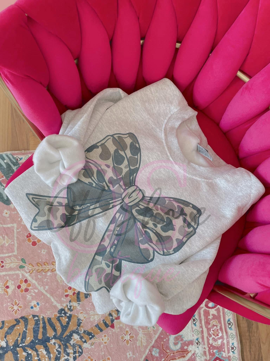 Camo Bow Pull Over